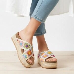 Dirty Laundry Y2K Crochet Platform Sandals Womens‎ 5.5 Multicolor Festival Wedge